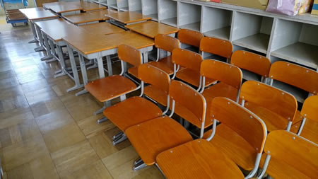 机と椅子の修理